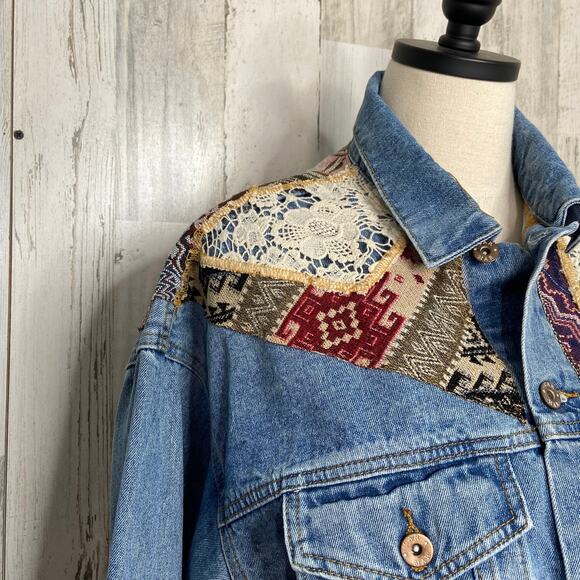 Carmar Tapestry Crop Jean Jacket Blue Denim LF Lace Boxy Festival Boho Size XS - Picture 2 of 9